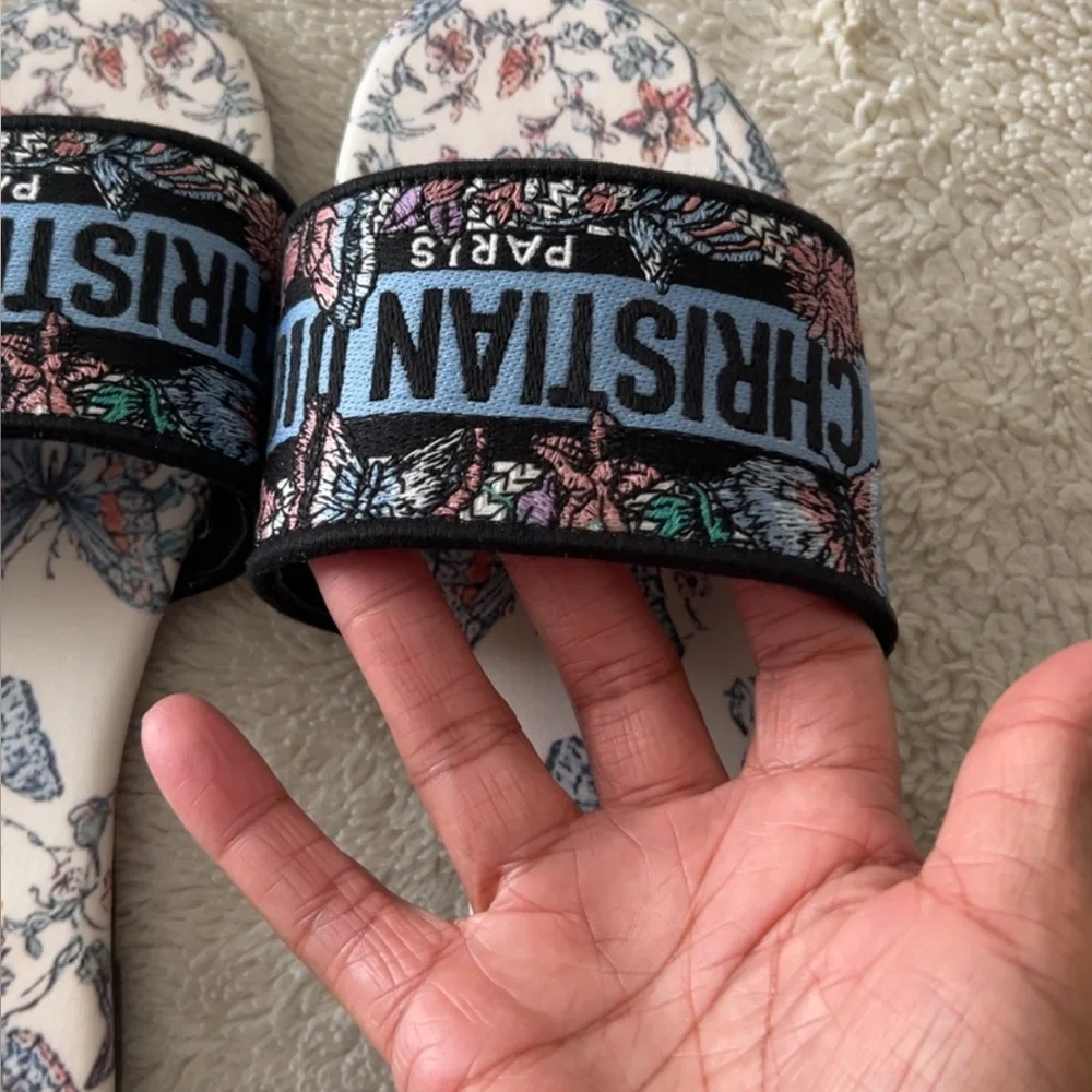 Dior Slides, size 38, price reflects - Picture 3 of 4